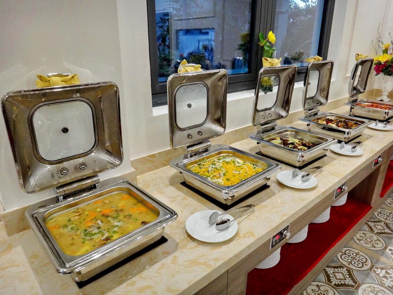 Crown Nguyen Hoang Hotel Να Τρανγκ Εξωτερικό φωτογραφία
