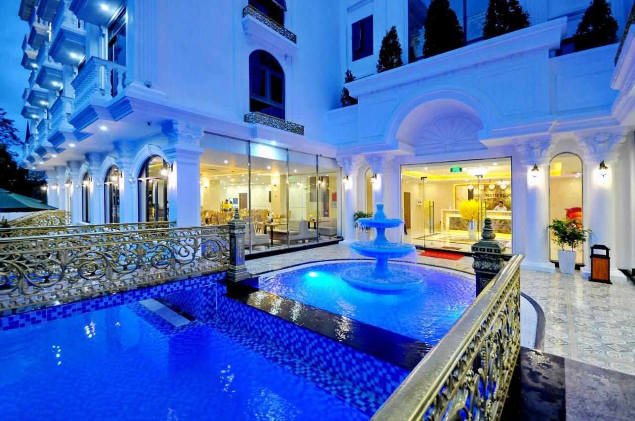 Crown Nguyen Hoang Hotel Να Τρανγκ Εξωτερικό φωτογραφία